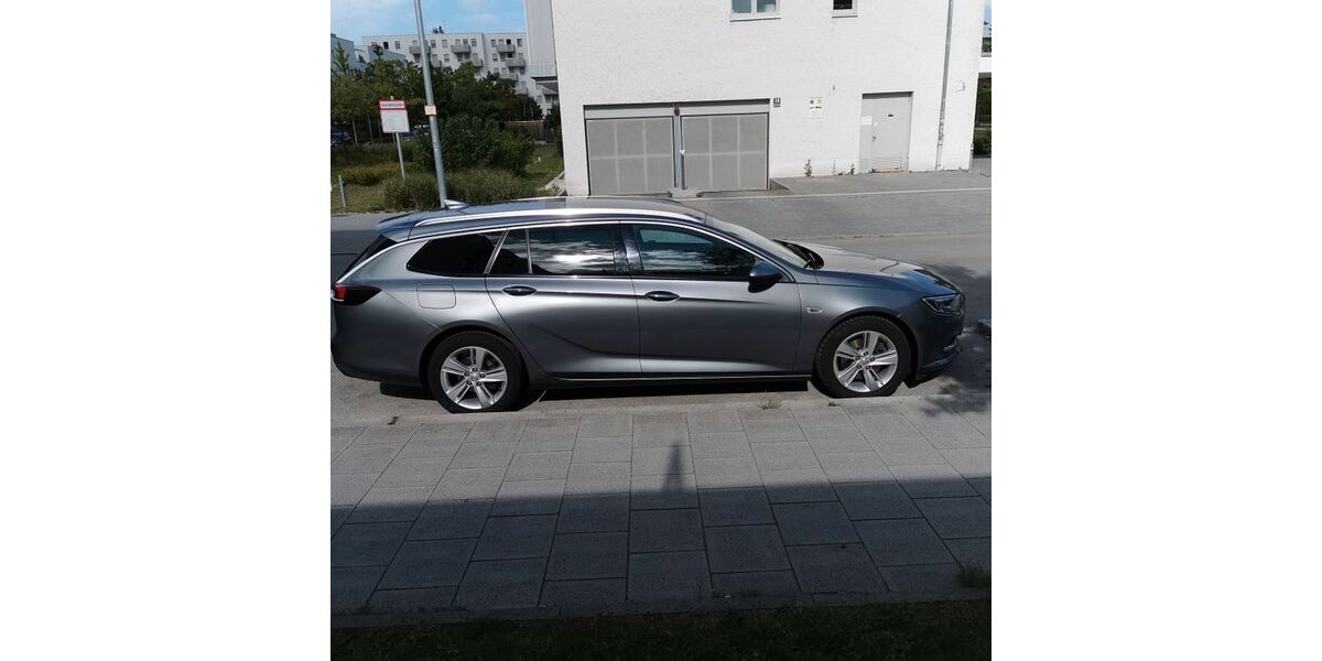 Opel Insignia 144.000 km 10.700 &euro; München 81737