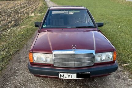 Mercedes-Benz 190 93.000 km 6.500 &euro; Aying/München 85653