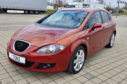 Seat Leon 184.000 km 2.400 &euro; München 81243