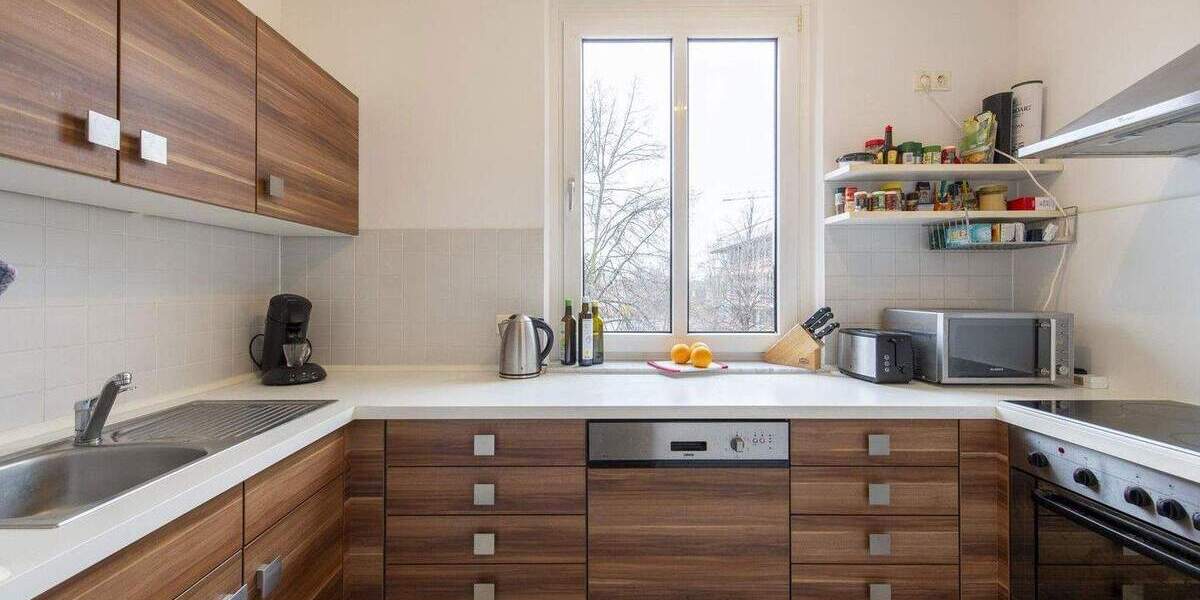 Sofort verfügbar! - Schöne, helle 2-Zimmer-Wohnung mit Tageslichtbad und Balkon sowie Tiefgarage 2 zimmer