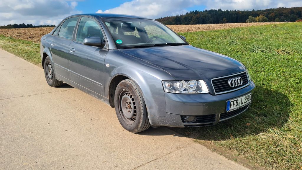Audi A4 215.000 km 599 &euro; Germering 82110