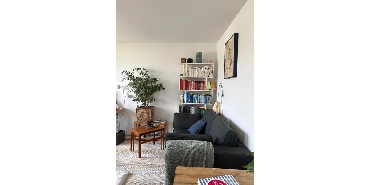 Dachgeschoßwohnung München Maxvorstadt - 1 Zimmer, 38 m&sup2;, 1.300&euro; | Angebot:26234779