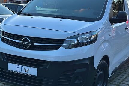 Opel Vivaro 130.000 km 18.990 € Geretsried bei München 82538