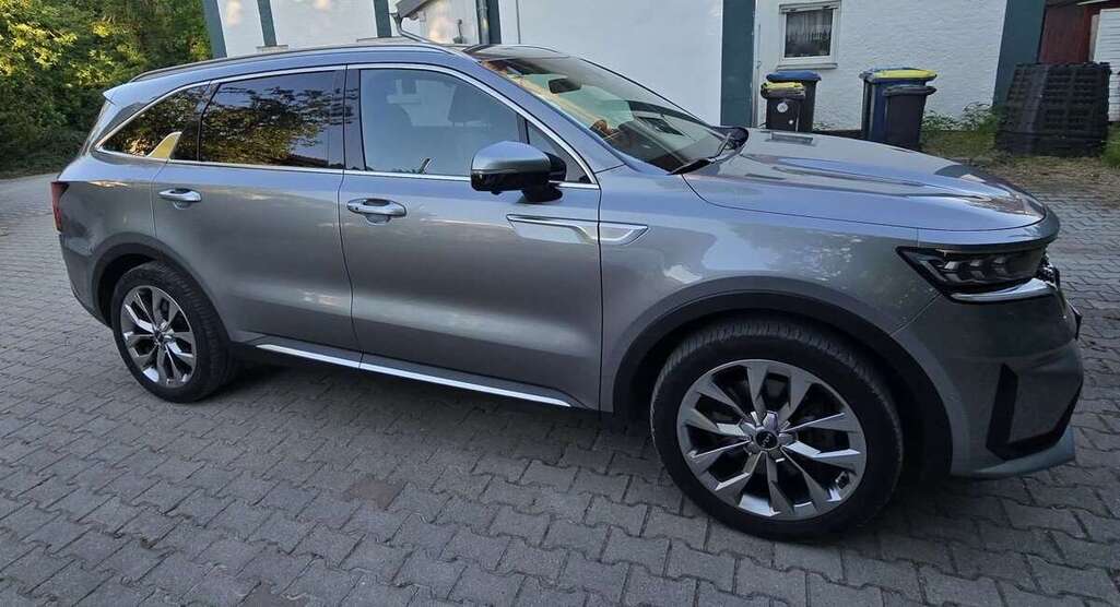 Kia Sorento 70.000 km 37.000 € München 81929