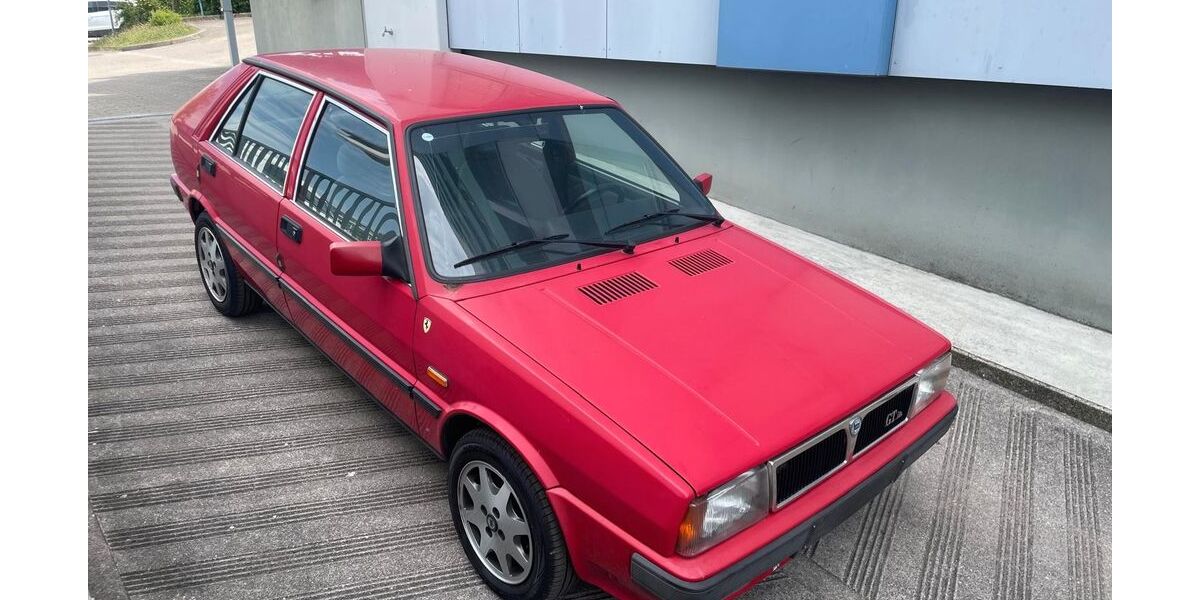 Lancia Delta 120.921 km 4.990 &euro; Eching bei München 85386