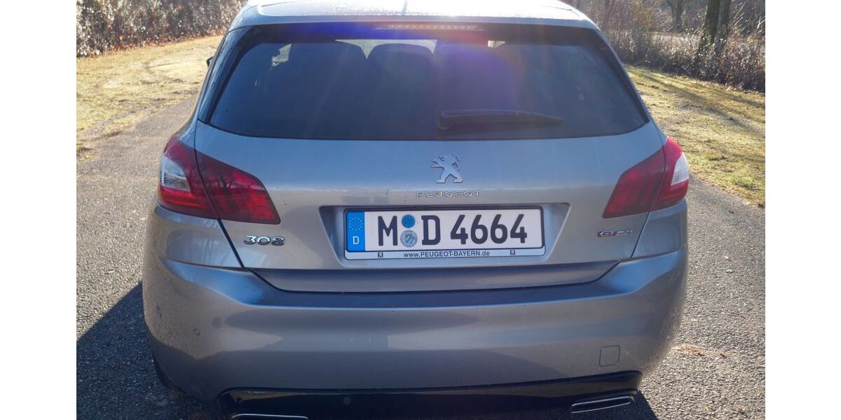 Peugeot 308 82.850 km 10.200 &euro; Feldkirchen 85622