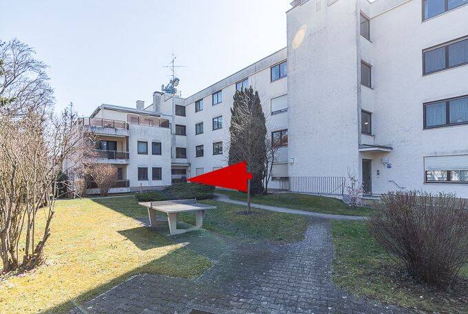 Etagenwohnung München Laim - 2 Zimmer, 75 m&sup2;, 1.650&euro; | Angebot:26554386