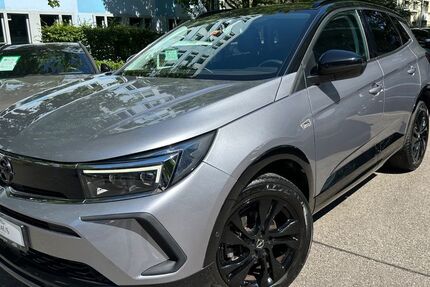 Opel Grandland (X) 47.933 km 16.999 &euro; München 80636