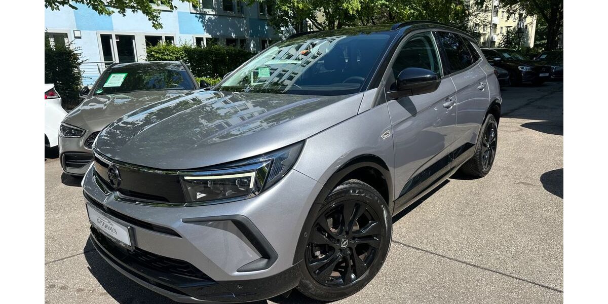 Opel Grandland (X) 47.933 km 16.999 &euro; München 80636