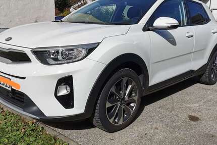 Kia Stonic 49.000 km 15.350 € Gauting 82131