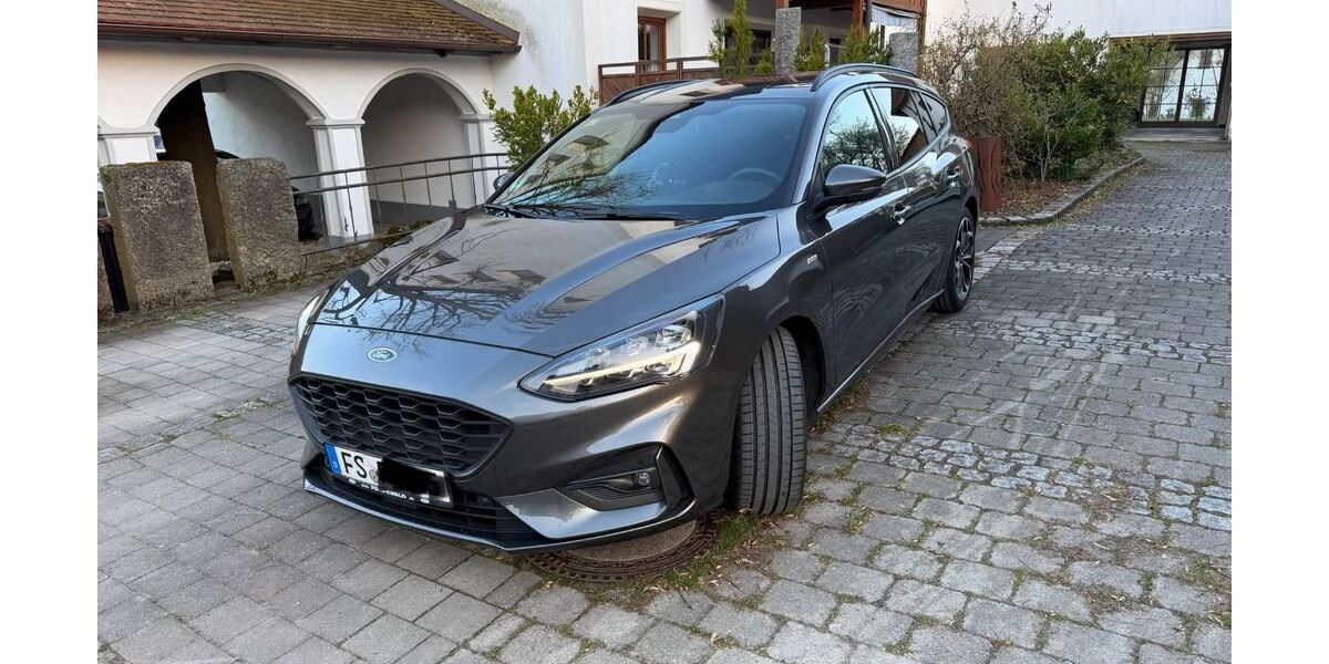 Ford Focus 138.000 km 11.400 &euro; Kranzberg 85402