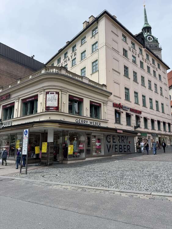 Büro in München 6.000 € 225 m²