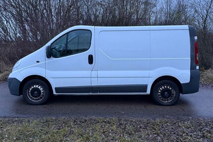 Opel Vivaro 354.000 km 9.250 € München 80997