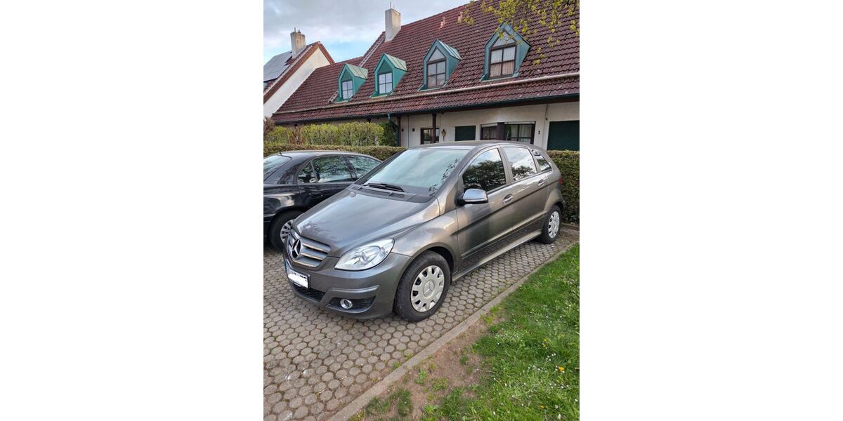 Mercedes-Benz B 170 193.700 km 1.850 &euro; Gilching 82205