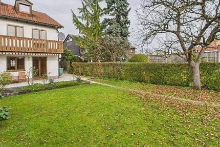 EINE HÄLFTE MIT VIEL GARTEN - Gepflegte und sofort bezugsfreie Doppelhaushälfte in Germering 4 zimmer