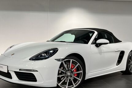 Porsche Boxster 7.500 km 75.900 &euro; München 80993