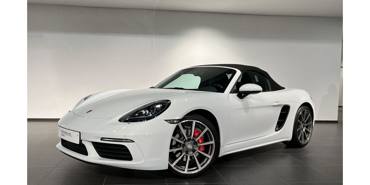 Porsche Boxster 7.500 km 75.900 &euro; München 80993