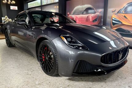 Maserati Granturismo 15.300 km 94.900 &euro; Vaterstetten 85591