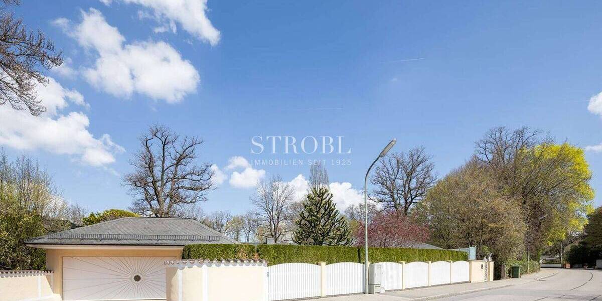 Bungalow Grünwald - 6 Zimmer, 274 m&sup2;, 2.650.000&euro; | Angebot:26475198