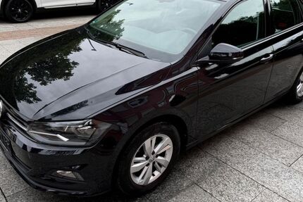 VW Polo 39.000 km 10.980 &euro; München 81827