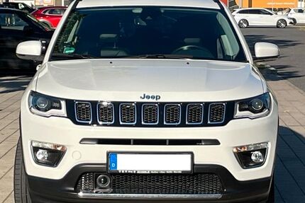 Jeep Compass 48.600 km 21.900 &euro; München 80939