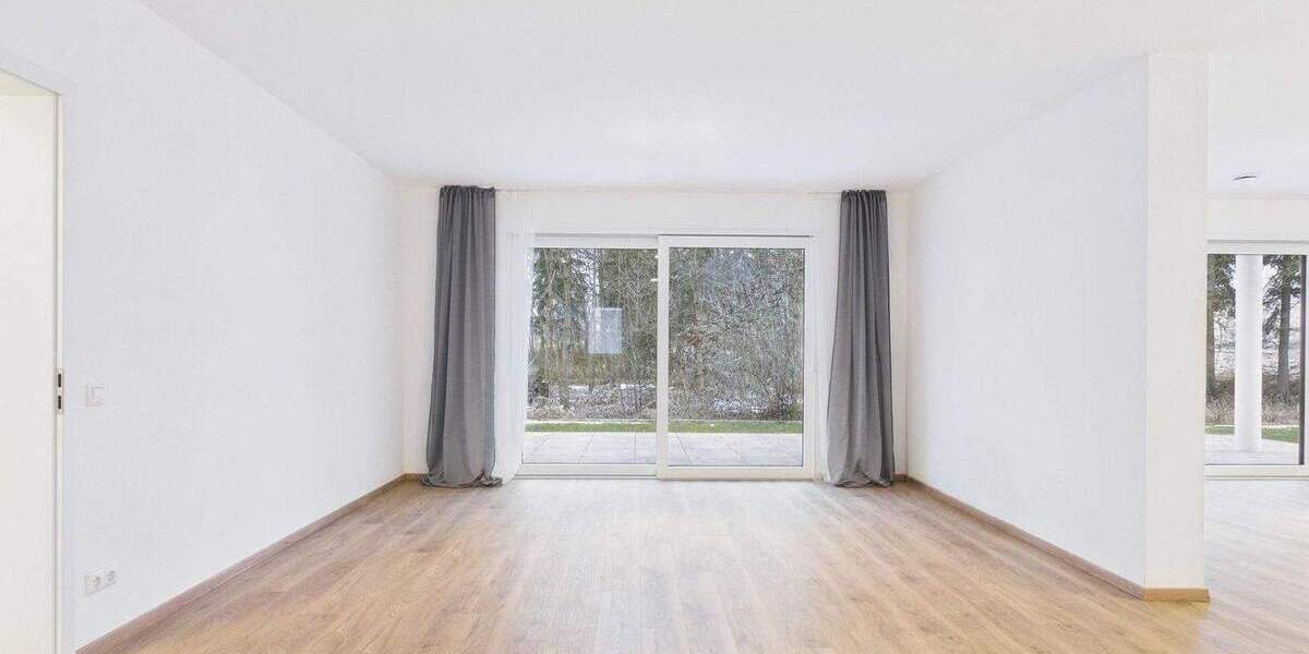 Doppelhaushälfte Moosinning Eichenried - 8 Zimmer, 315 m&sup2;, 4.200&euro; | Angebot:25708230