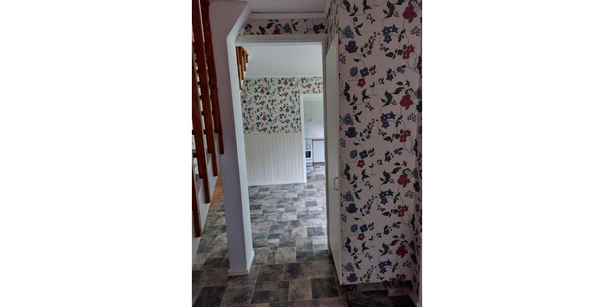 Reihenhaus Berg - 5 Zimmer, 94 m&sup2;, 67.000&euro; | Angebot:26799646