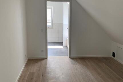 Haus München Hadern - 5 Zimmer, 186 m&sup2;, 4.600&euro; | Angebot:25984260