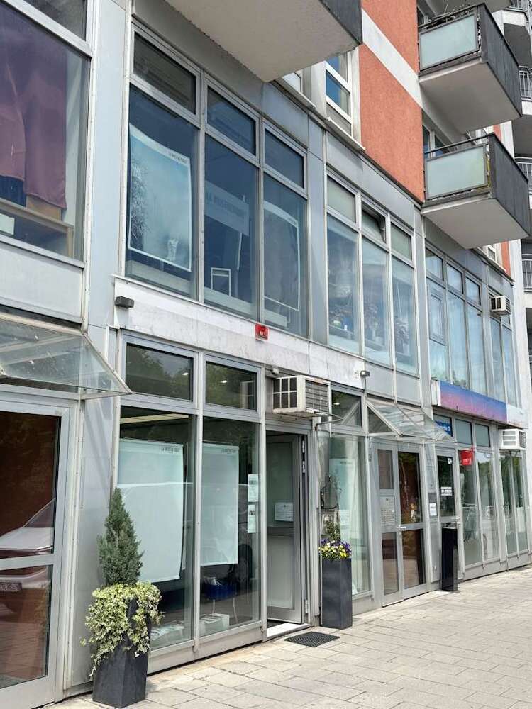 Einzelhandel in München 2.905 € 72 m²