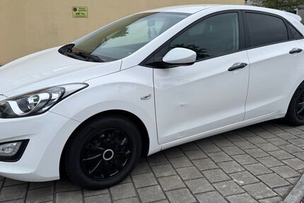 Hyundai i30 93.320 km 6.990 € Ottobrunn bei München 85521