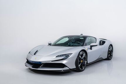 Ferrari SF90 9.055 km 359.000 &euro; Taufkirchen 82024