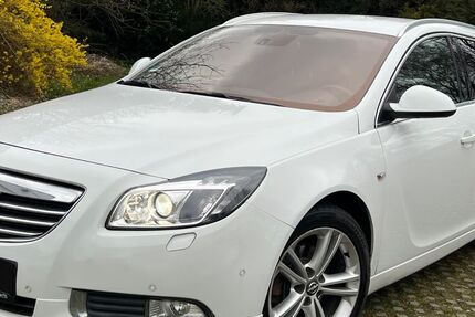 Opel Insignia 216.000 km 4.990 &euro; München 81243