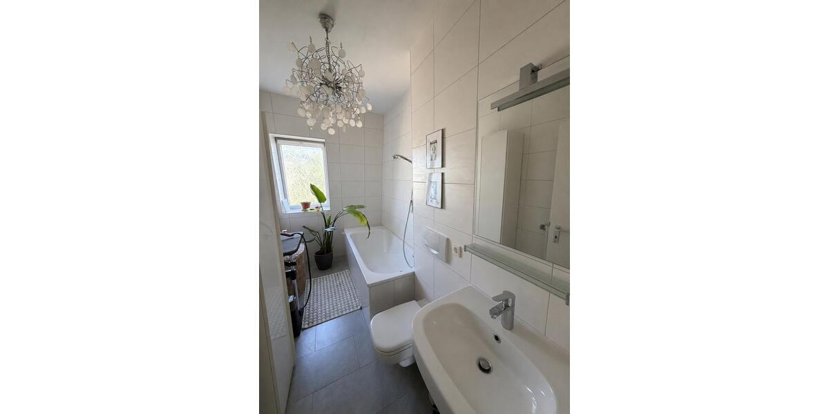 Dachgeschoßwohnung München Bogenhausen - 2 Zimmer, 52 m&sup2;, 445.000&euro; | Angebot:26990892