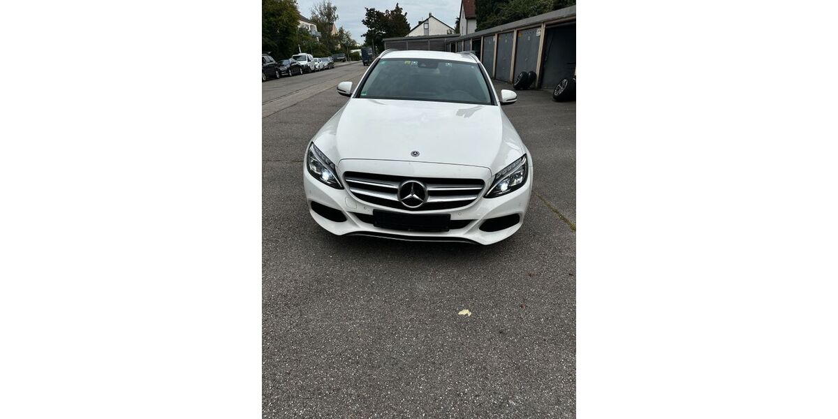 Mercedes-Benz C 250 300.700 km 11.500 &euro; Germering 82110