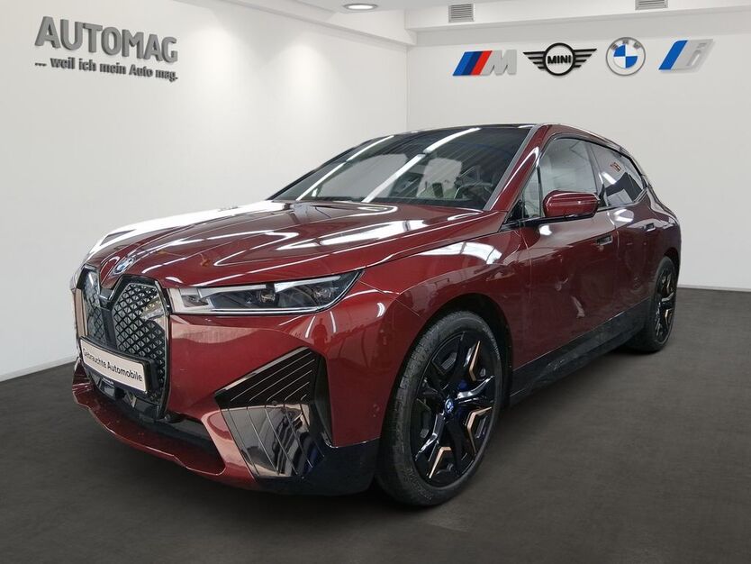 BMW iX 17.773 km 51.480 € München 81827