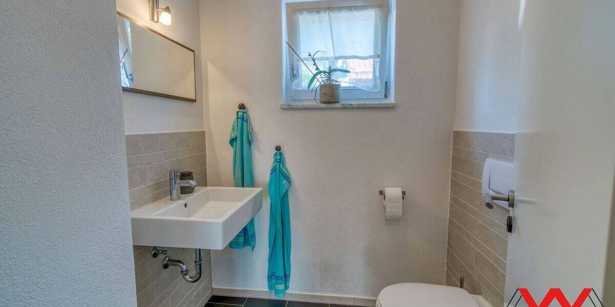 Einfamilienhaus Moosach - 5 Zimmer, 197 m&sup2;, 990.000&euro; | Angebot:25845072