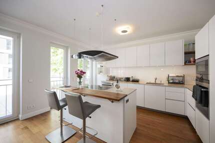 Wohnung München Ludwigsvorstadt-Isarvorstadt - 3.5 Zimmer, 164 m&sup2;, 3.800&euro; | Angebot:24480514
