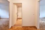Helle 2,5-Zimmer-Wohnung mit großem Westbalkon - sofort bezugsfertig