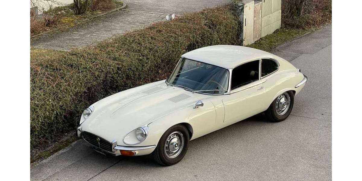 Jaguar E-Type 131.000 km 88.500 &euro; Gruenwald 82031