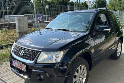 Suzuki Grand Vitara 175.934 km 2.999 &euro; München 81929