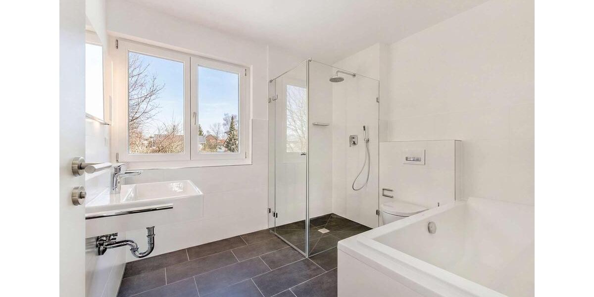 Doppelhaushälfte München Allach-Untermenzing - 5 Zimmer, 163 m&sup2;, 3.490&euro; | Angebot:25181825