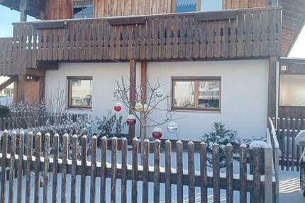 Top MFH in Oberhaching. Lange Laufzeit der Erbpacht mit Verlängerung ,WFL ca. 286m², Umbau 2001 8 zimmer