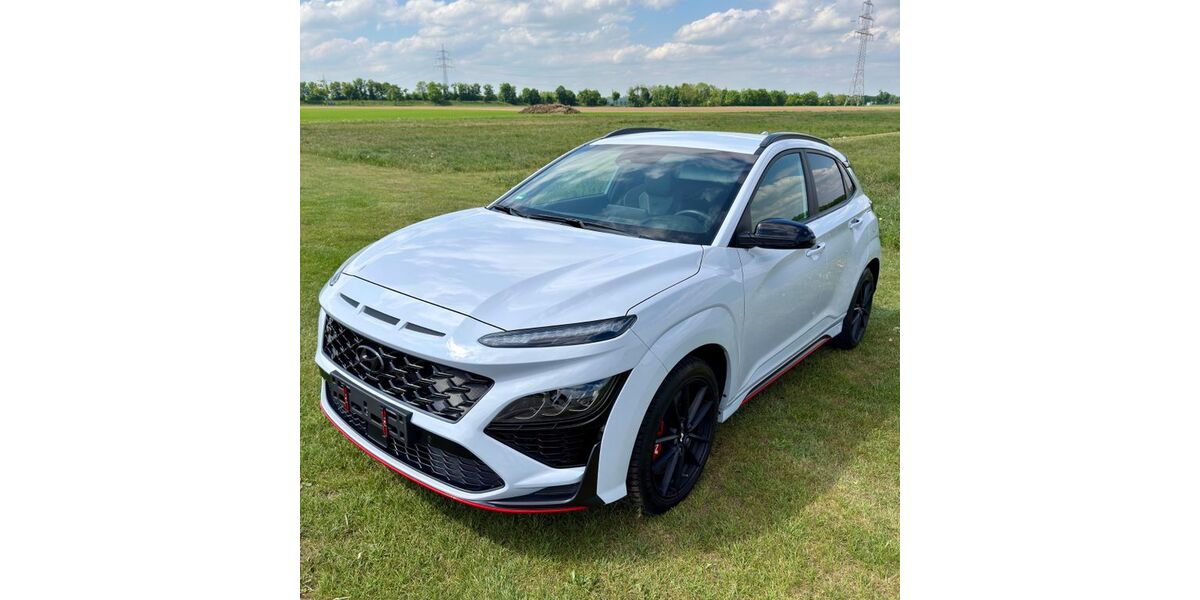 Hyundai KONA 44.500 km 27.990 &euro; Germering 82110