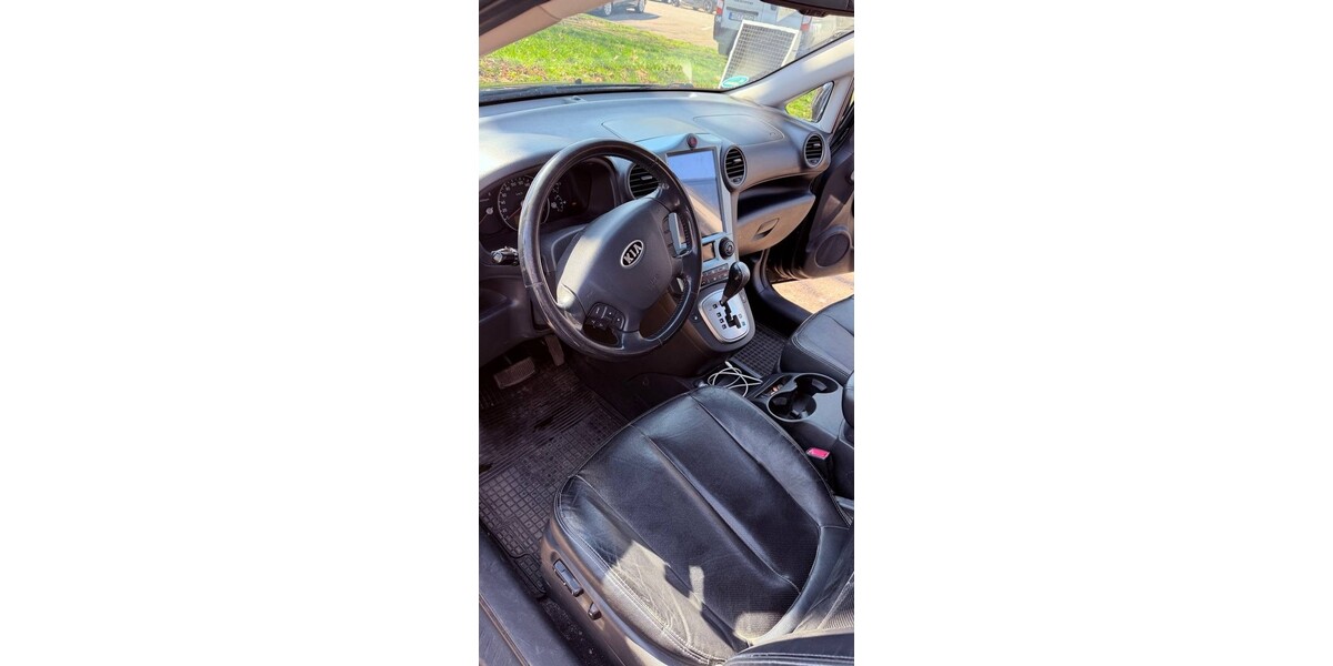 Kia Carens III 215.000 km 3.799 &euro; München 80313