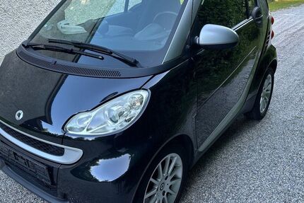 Smart ForTwo 121.500 km 2.900 &euro; München 81827