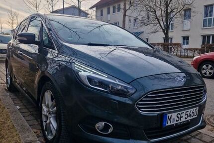 Ford S-Max 163.000 km 13.990 &euro; München 80997