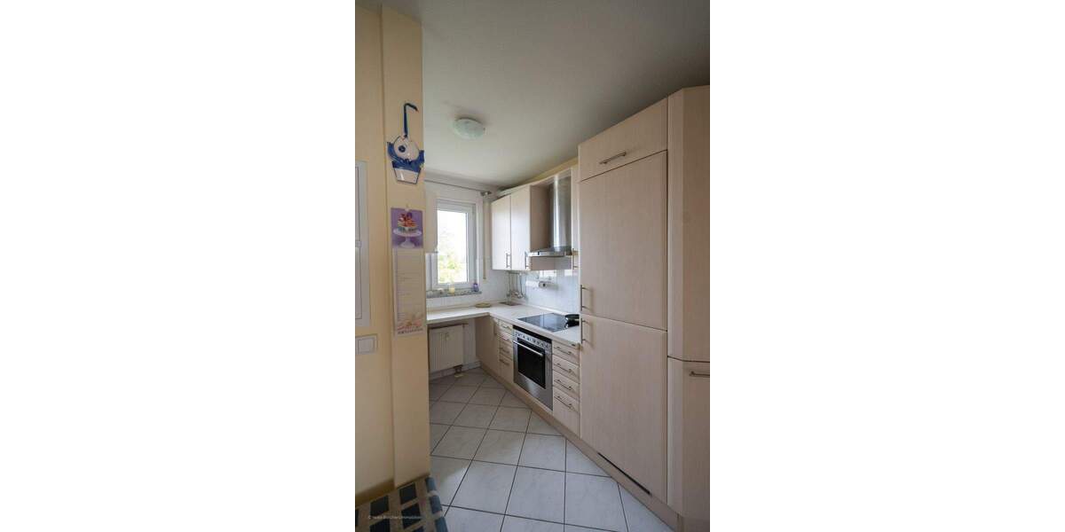 ***Heike Borchers Immobilien***Attraktive Dachterrassenwohnung im Herzen Unterhachings*** 3 zimmer