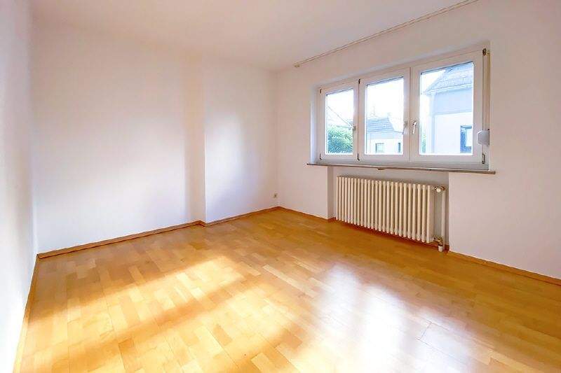 Einfamilienhaus Gräfelfing - 4 Zimmer, 131 m&sup2;, 2.800&euro; | Angebot:25769769
