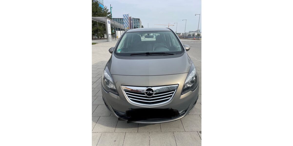 Opel Meriva 77.000 km 5.000 &euro; München 81373