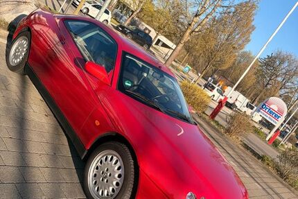 Alfa Romeo GTV 89.000 km 6.300 &euro; München 81679